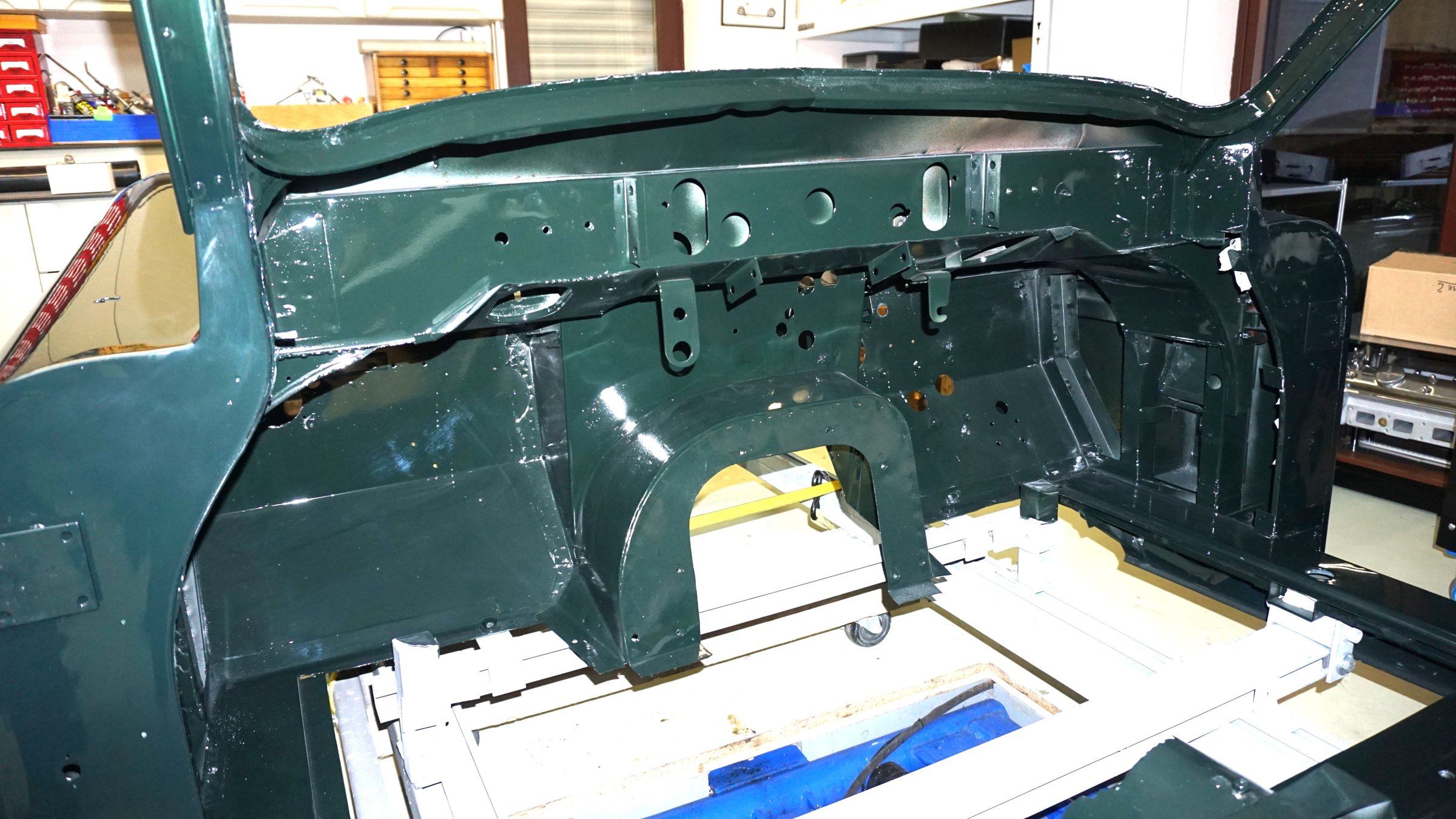 Photograph from the restoration of Jaguar XK140 WPK38