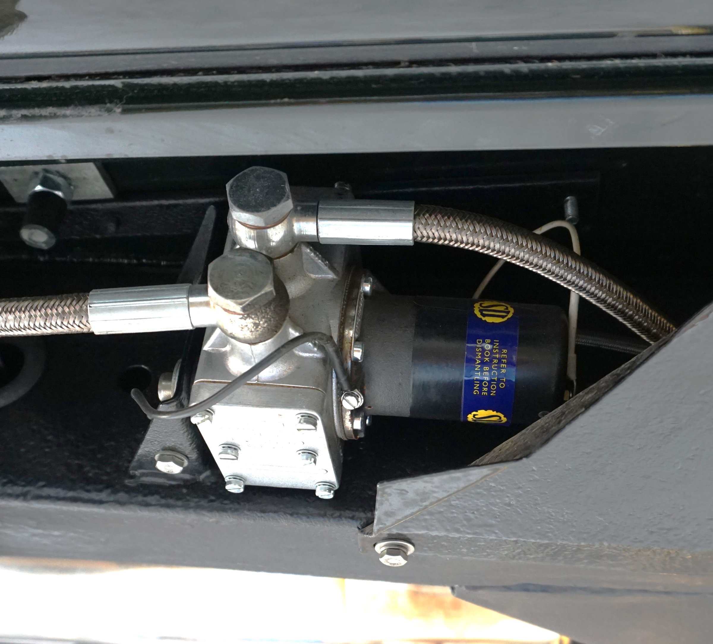 Photograph from the restoration of Jaguar XK140 WPK38