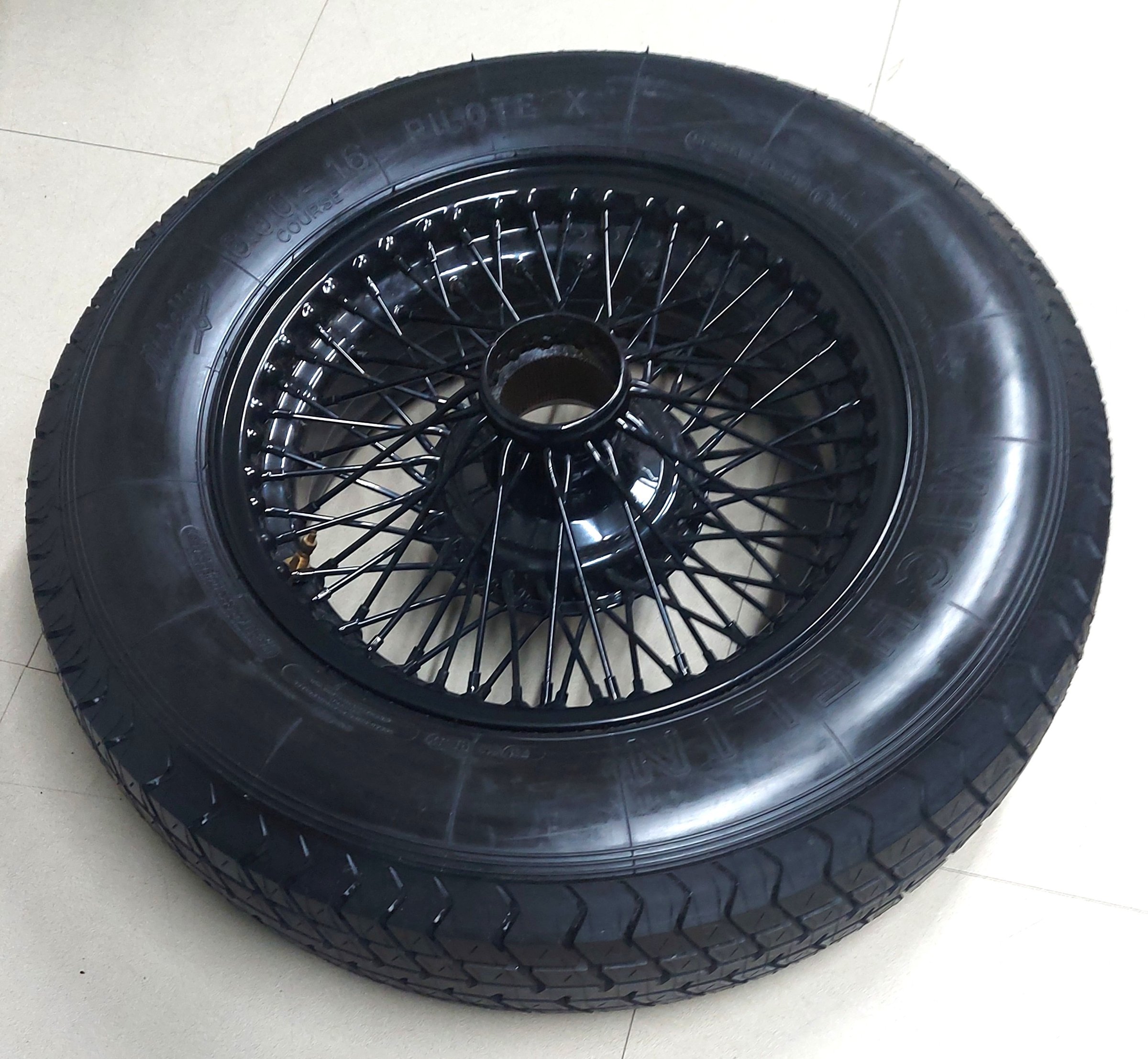 Photograph from the restoration of Jaguar XK140 WPK38
